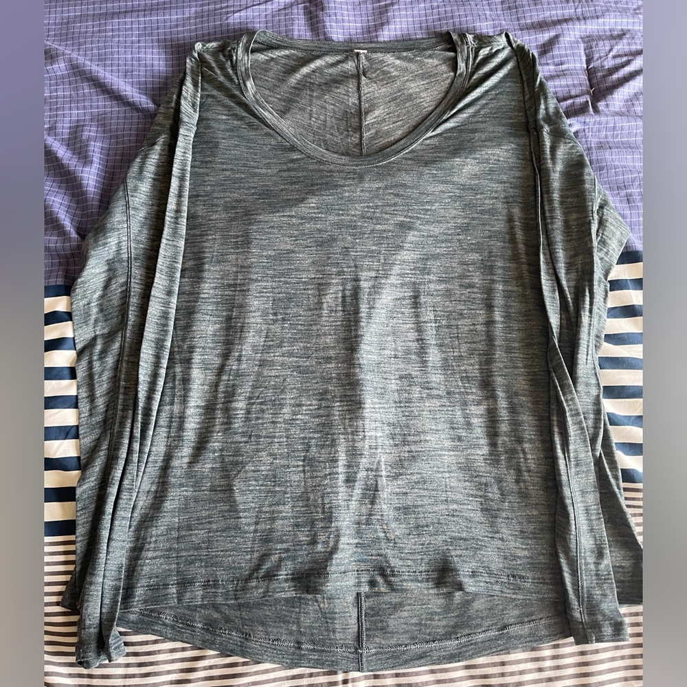 Lululemon Long sleeve t shirt